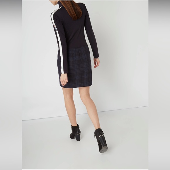 Marc Cain Sport Knit Dress with full zip in navy blue with plaid - Picture 7 of 9